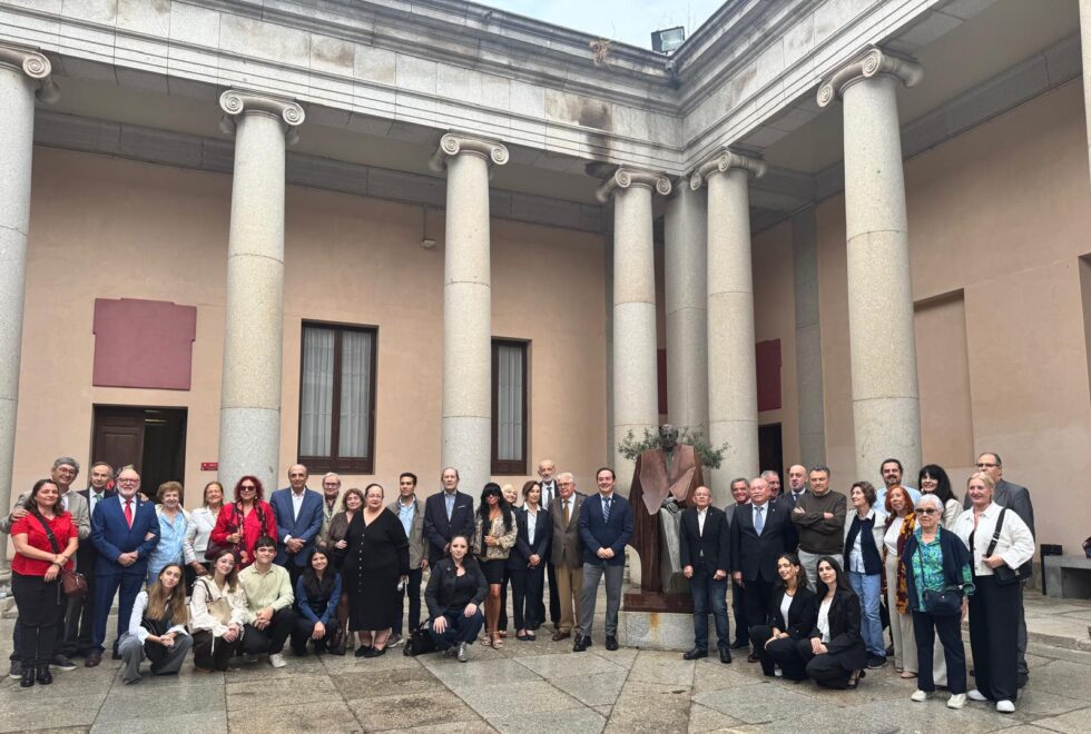Representantes de Mujeres ODS en el 40.º aniversario de FECU en Toledo